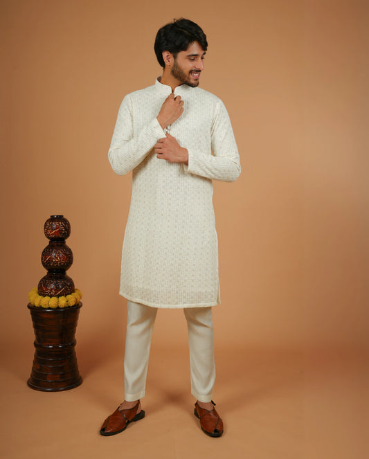Elegant White Embroidered Kurta with Potli Buttons for Men