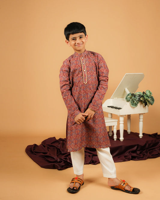 Charming Kids’ Silk Kurta – Sophisticated Ethnic Look
