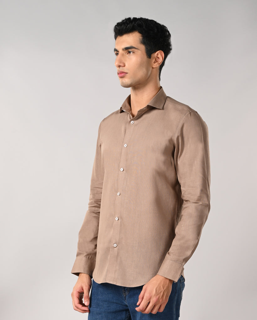 Stylish 100% cotton apple cut shirt for men in pastel nude shade with contrast buttons