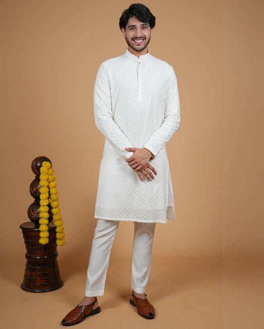 Sophisticated White Kurta for Weddings and Celebrations