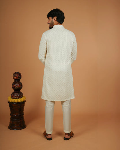 Elegant White Embroidered Kurta with Potli Buttons for Men
