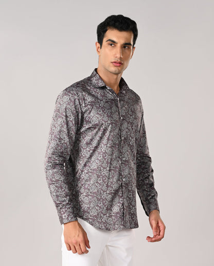 Mens plum purple paisley printed shirt with contrast buttons, no pocket design – stylish formal and date wear