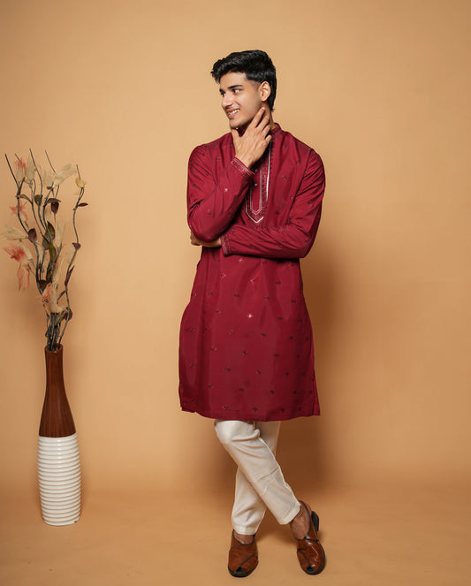 Luxury Silk Blend Kurta For  Men – Timeless Ethnic Fashion