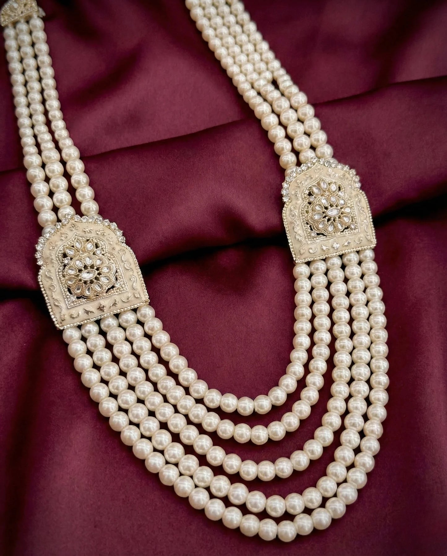 Jharokha Ivory Pearl Groom Mala